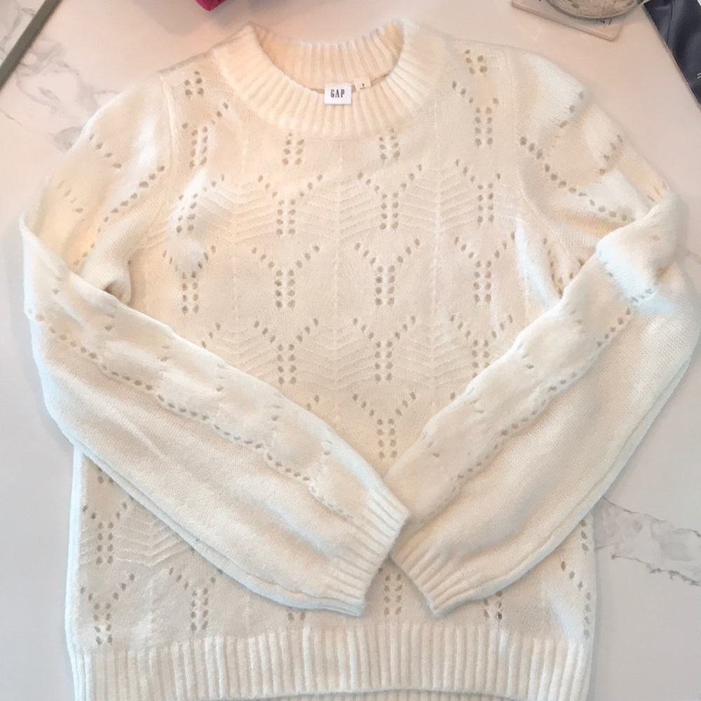 Gap white soft sweater
